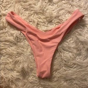 Thong bikini bottoms
